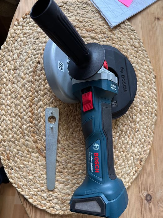 Bosch GWS 18V-7 szlifierka kątowa