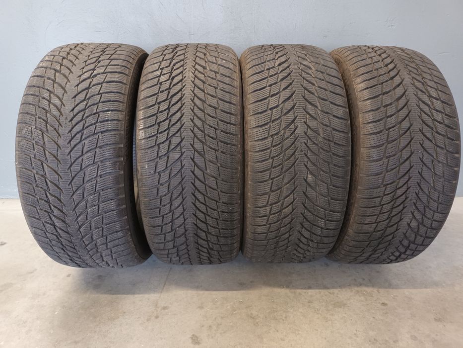 Nokian 245/45R18 WR Snowproof