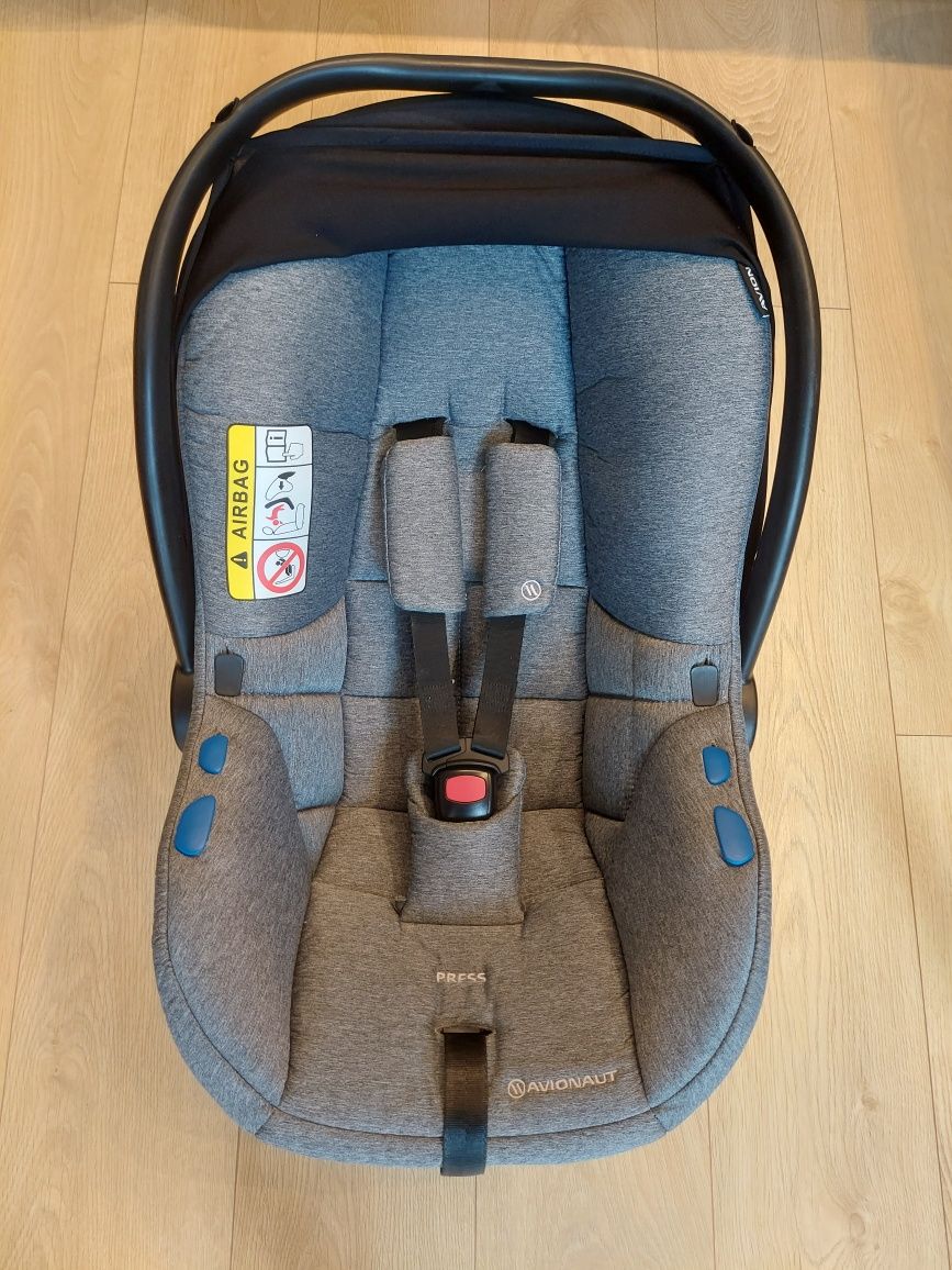 Fotelik z bazą Avionaut Pixel 0-13 kg