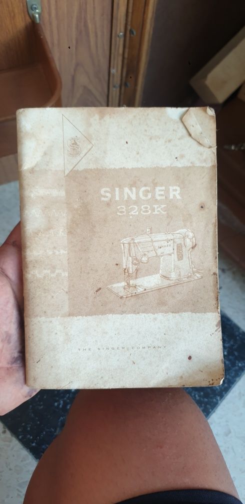 Máquina Singer 328k