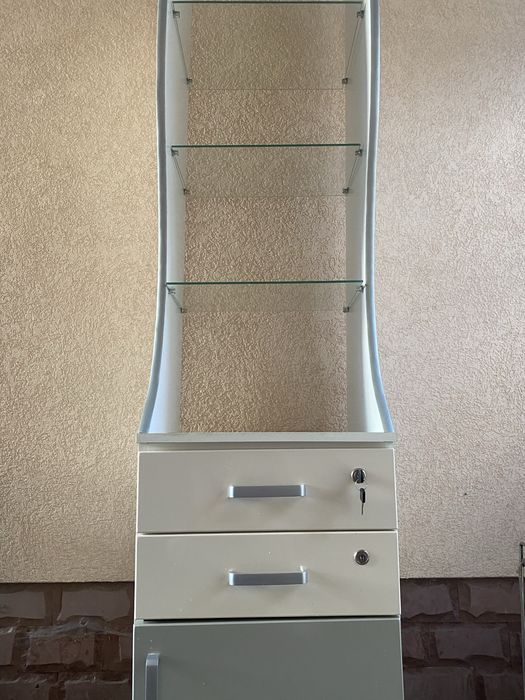 Офісна шафа -пенал,  дві навісні шафки