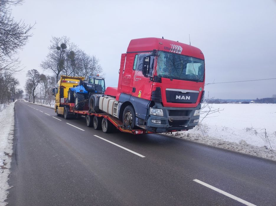 Uslugi transport niskopodwoziem wywrotka patelnia