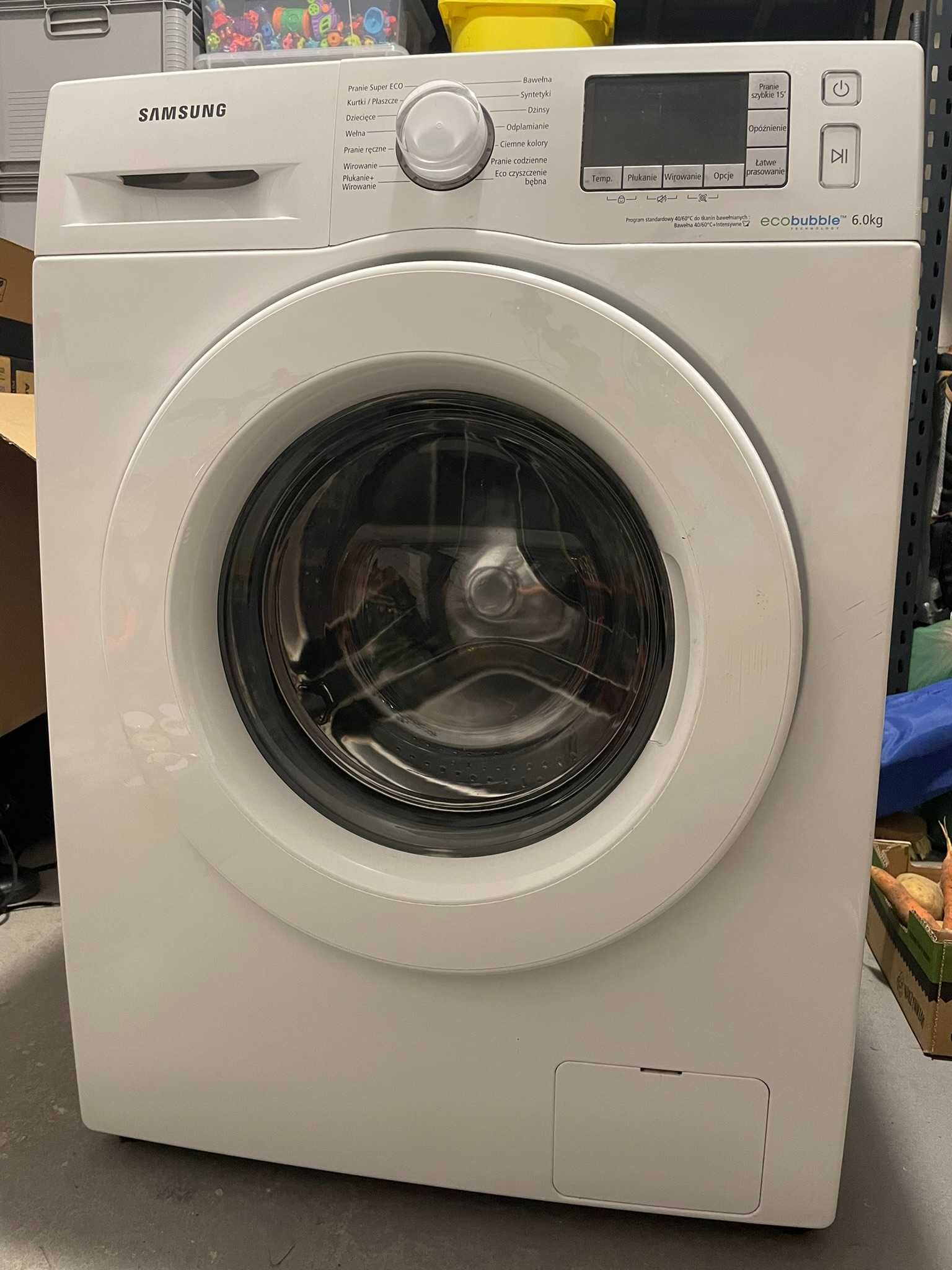 Pralka Samsung EcoBubble 6 kg WF60F4E3W2W