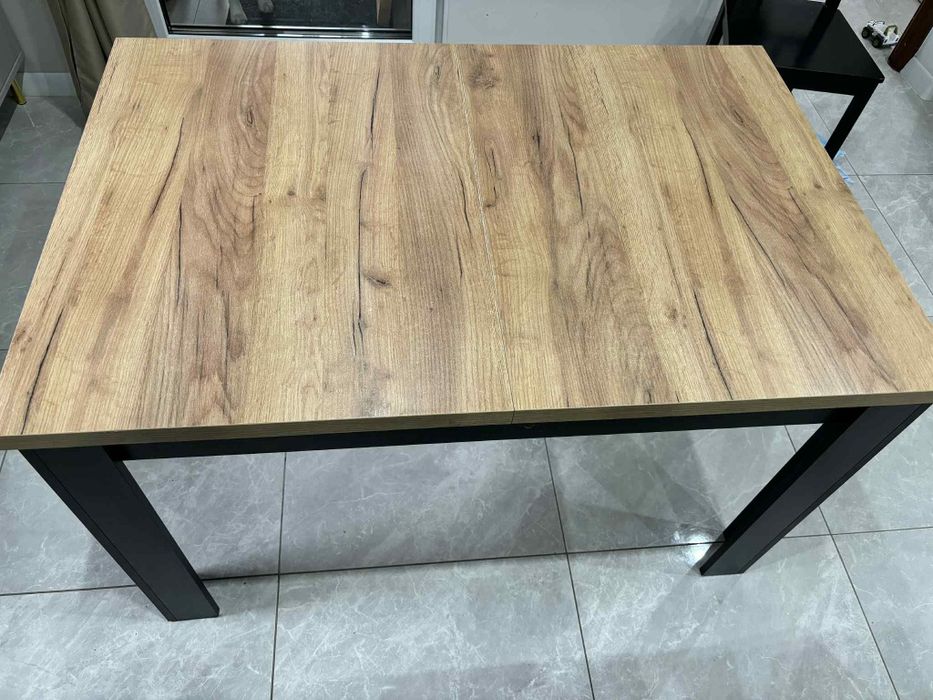 Stół kuchenny rozkładany