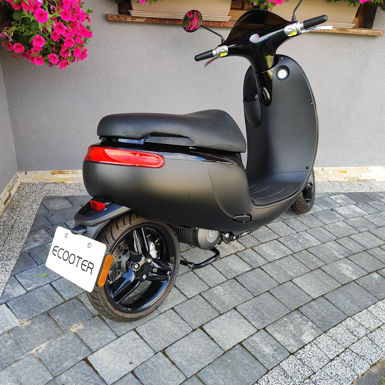 Ecooter E1S skuter elektryczny