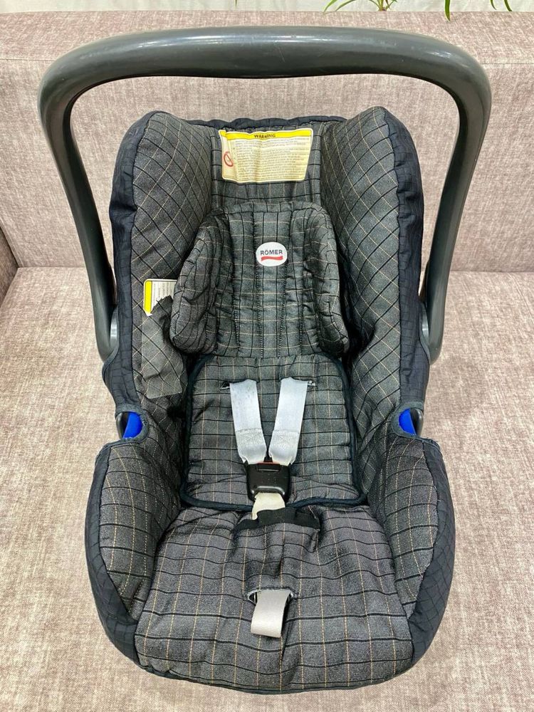 Автокрісло-люлька Britax-Romer Baby-safe