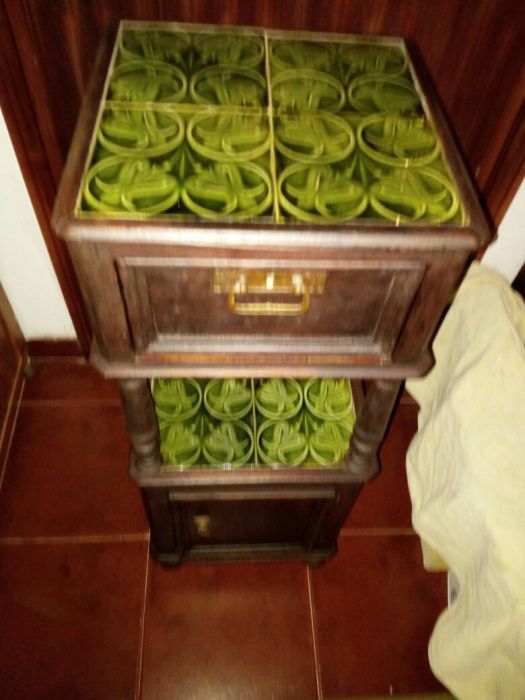 Mesa de cabeceira