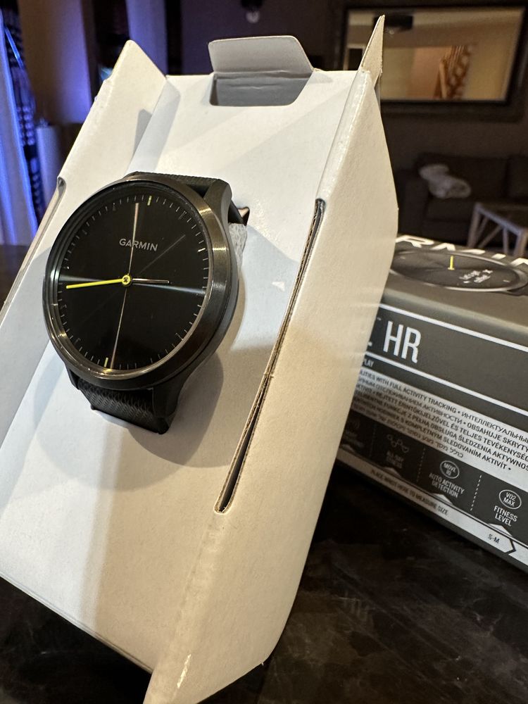 GARMIN Vivomove HR Czarny zegarek, rozmiar L, smartwatch