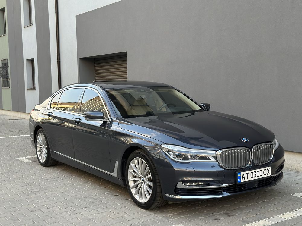 BMW 740Li G12 Laser 360° CarPlay