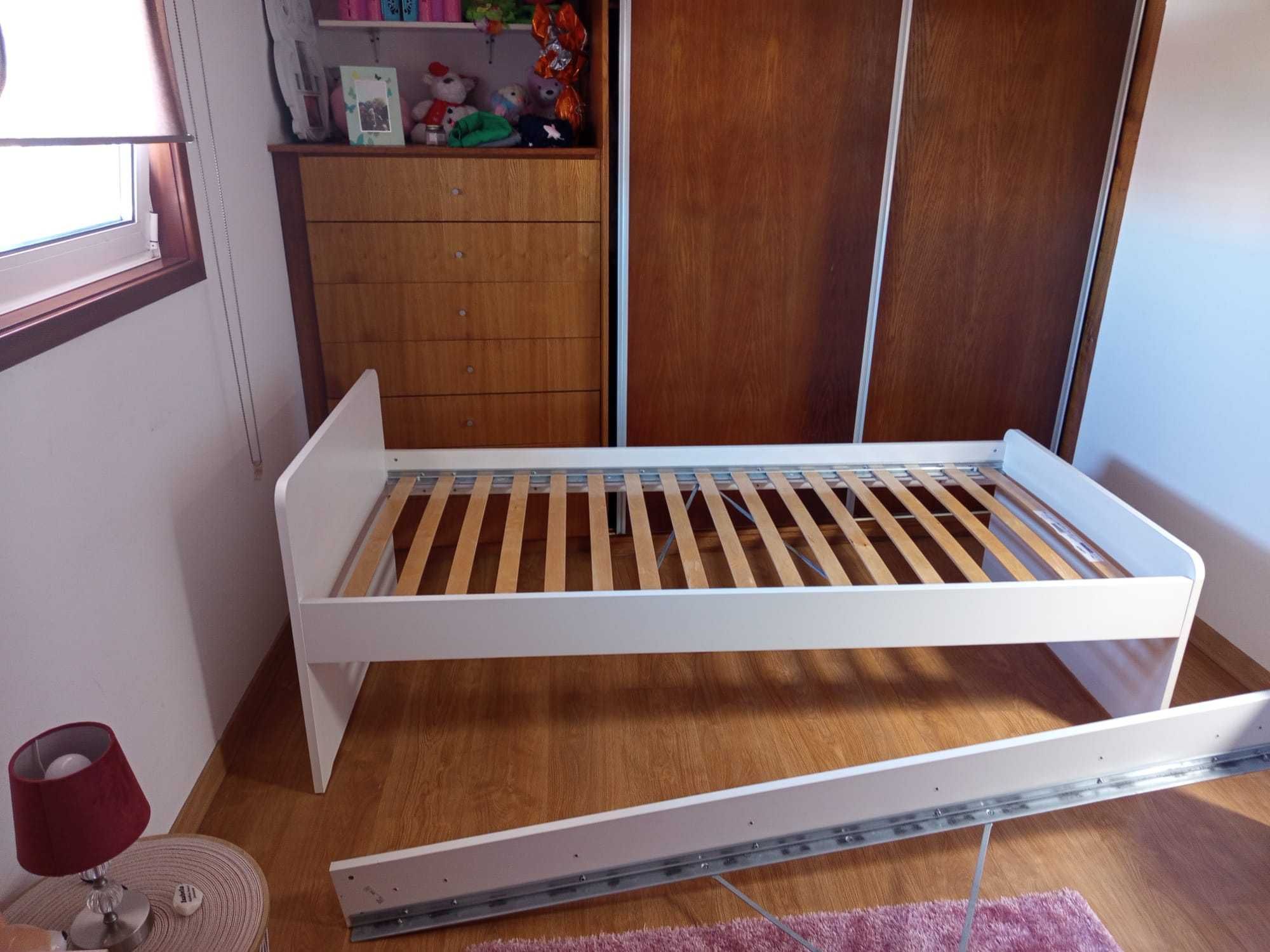 Vendo cama de solteiro IKEA