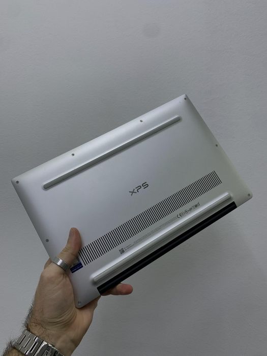 Б/У Ноутбук Dell XPS 13 9370