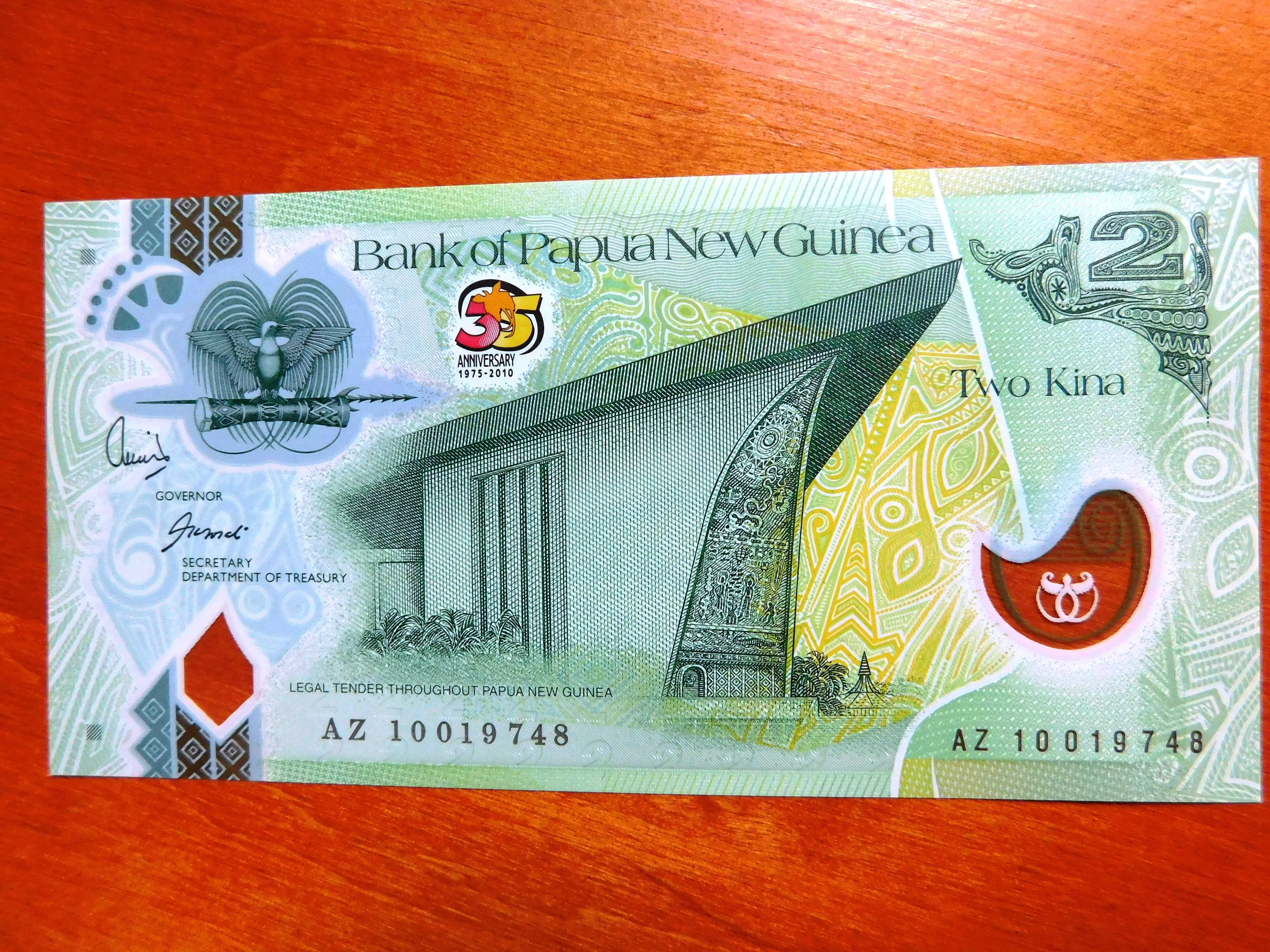 zestaw banknotów