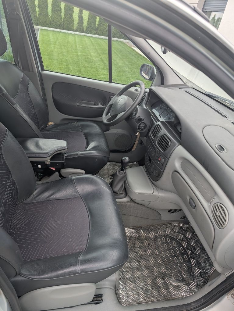 Sprzedam Scenic 1.9dci