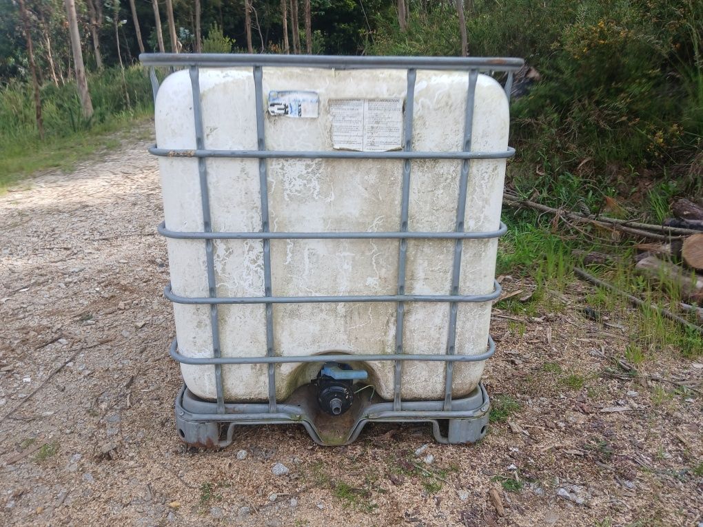 Depósito de 1000 litros