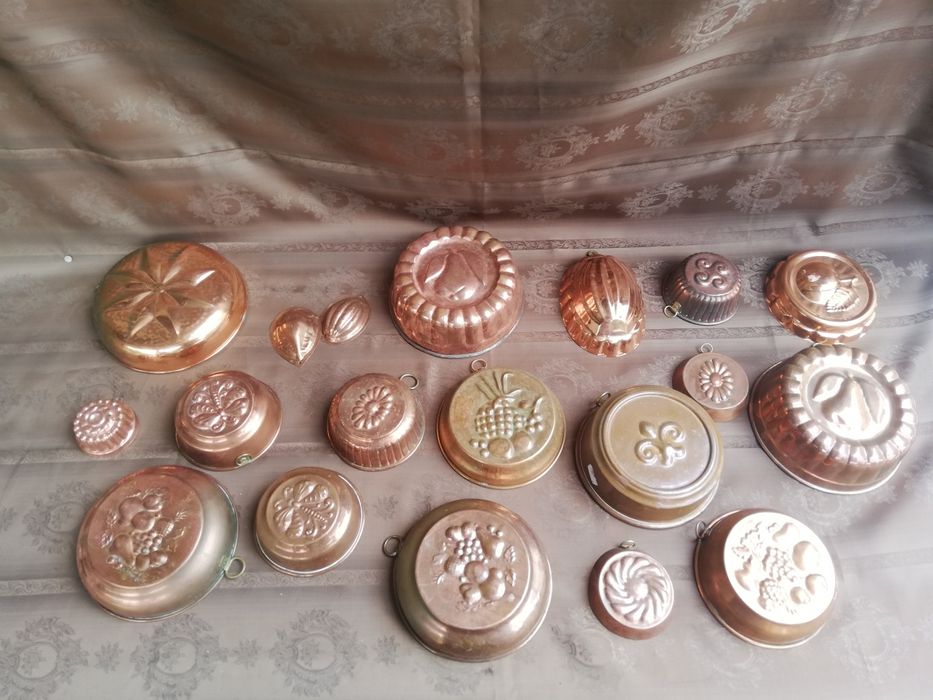 31. Foremki miedziane od 15zl za szt