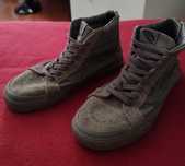 Tênis Vans cano alto