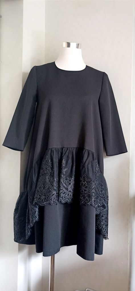 Trapezowa sukienka oversize r. 36