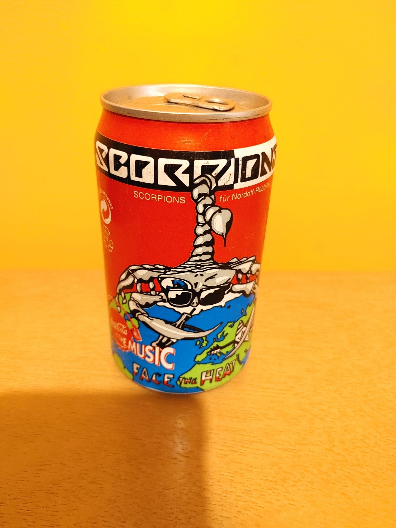 COCA COLA Scorpions z 1995r Pełna Puszka SPRAWDŹ