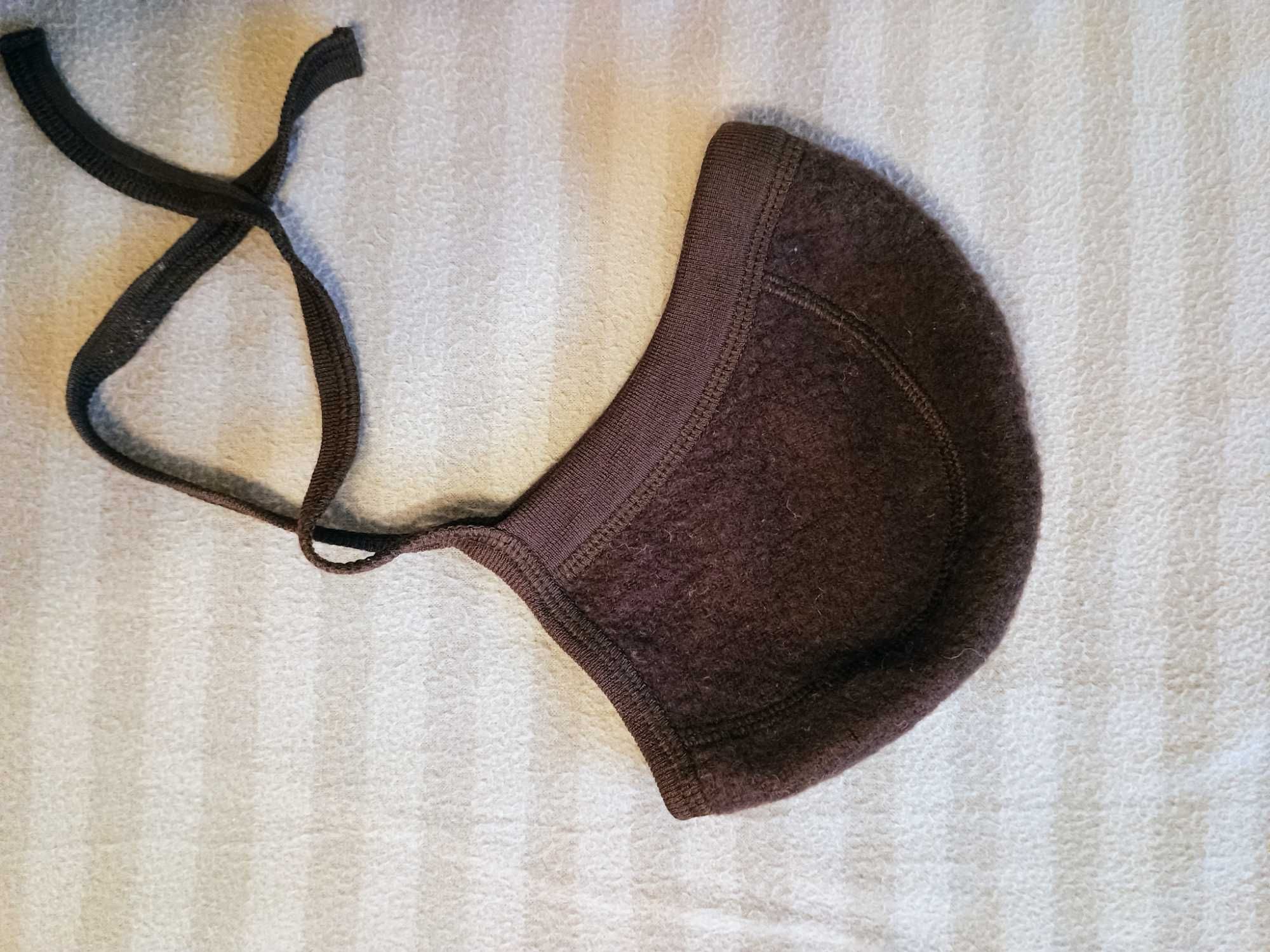Czapka bonetka merino rozm. 60