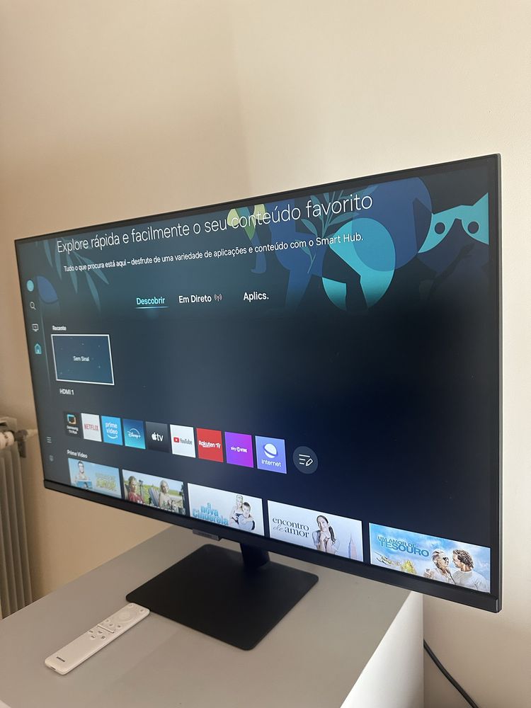 Samsung Smart TV  Monitor32" LED UltraHD