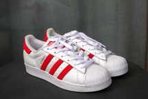 Damskie buty Adidas Superstar, biało-czerwone,  Rozmiar 39 1/3, CM 24