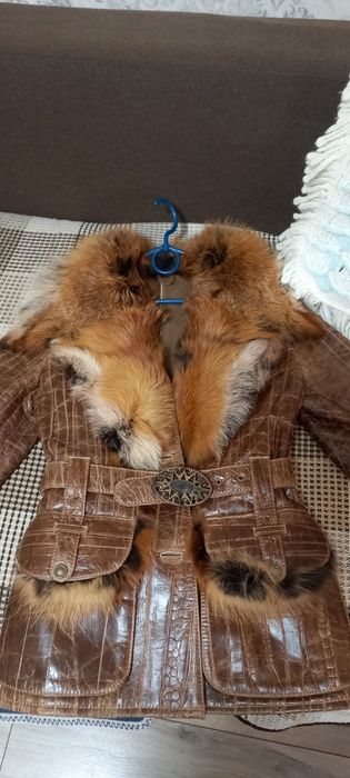 Дубленка кожаная с мехом Лисы.размюмер S