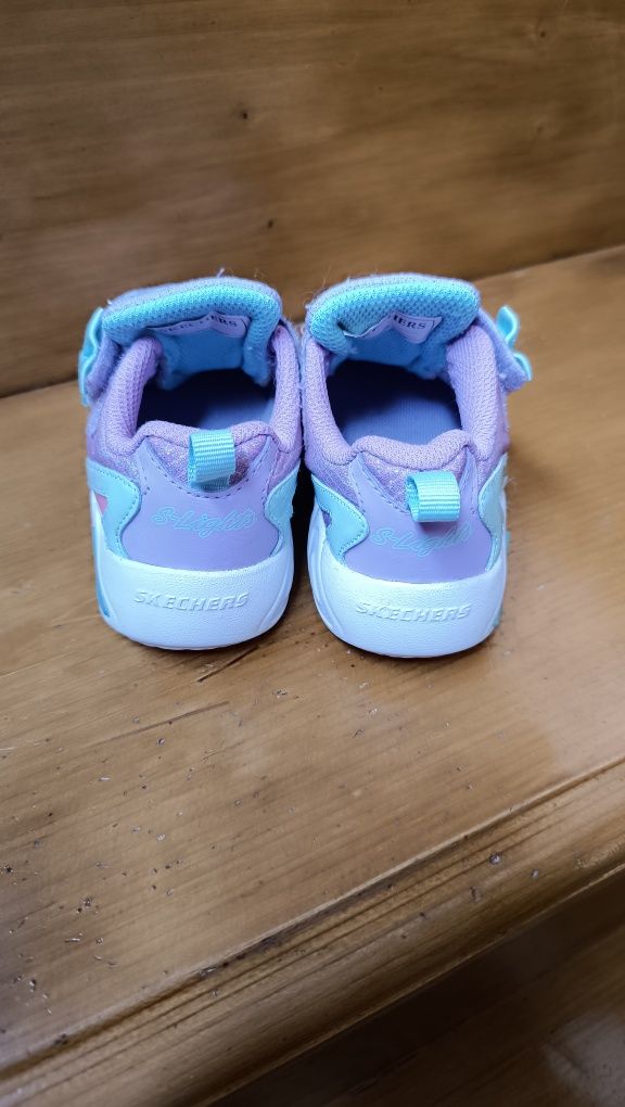 Красовки  Skechers