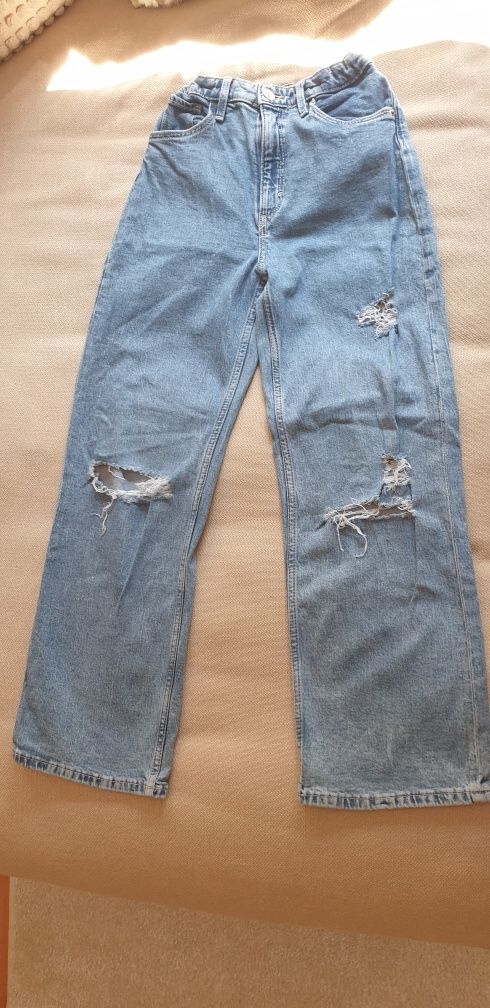 Spodnie jeans z przetarciami H&M