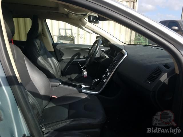 Volvo XC60 є все, Київ