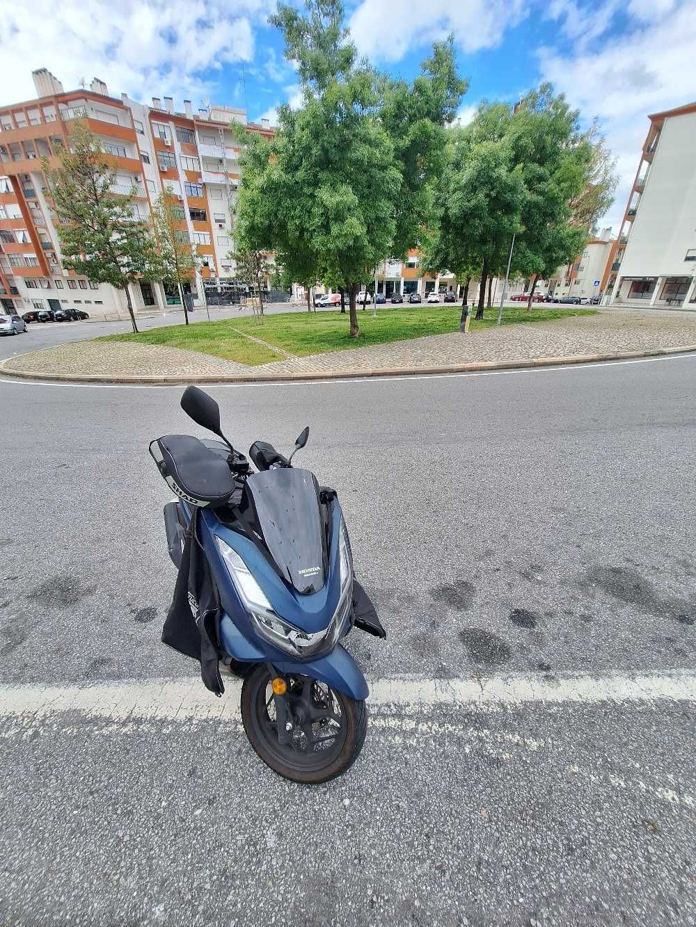 Pcx 125cc modelo 2024 com nova