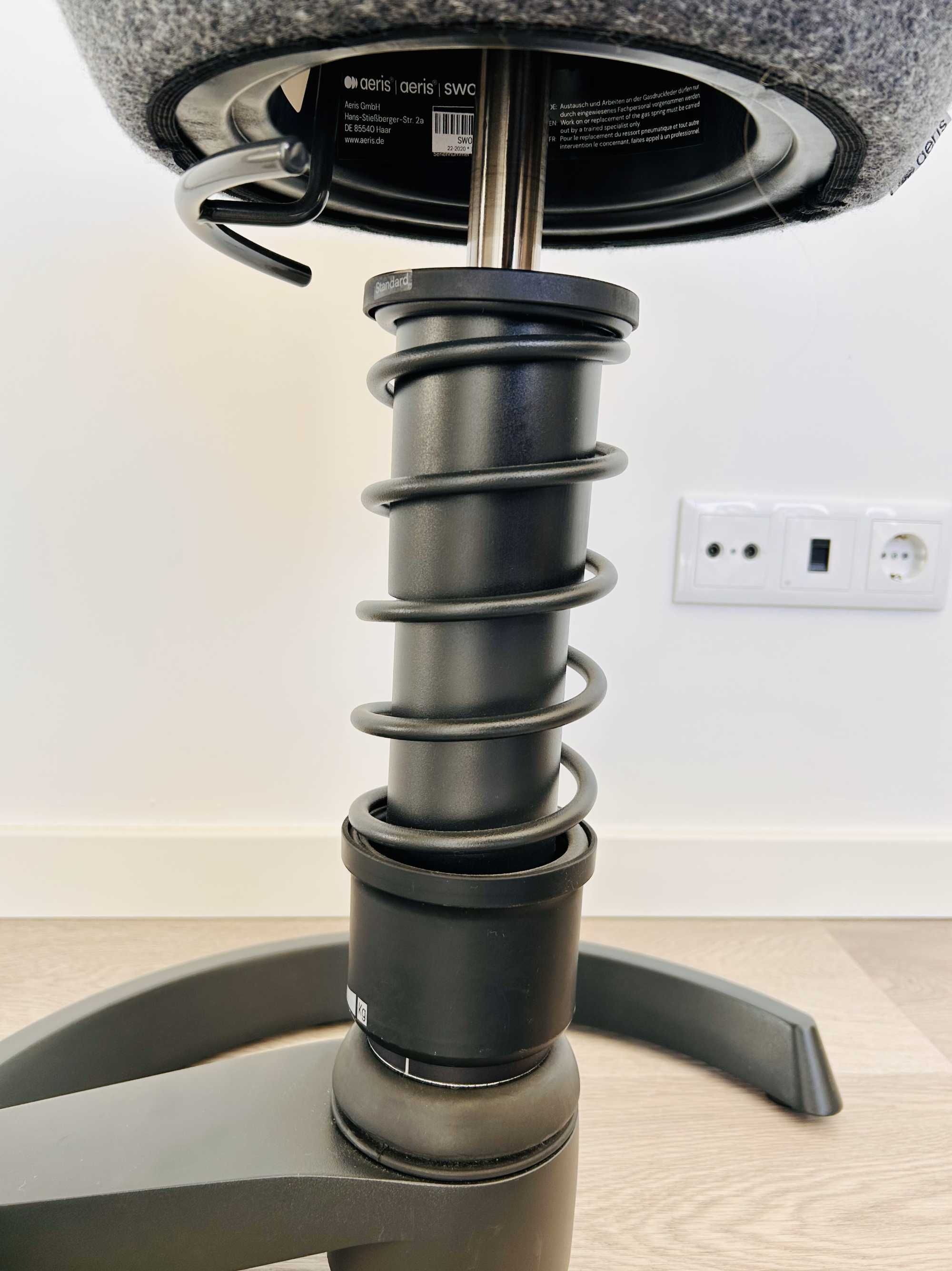 Banco Ergonómico Aeris Swopper - Como Novo, com Acessórios Originais
