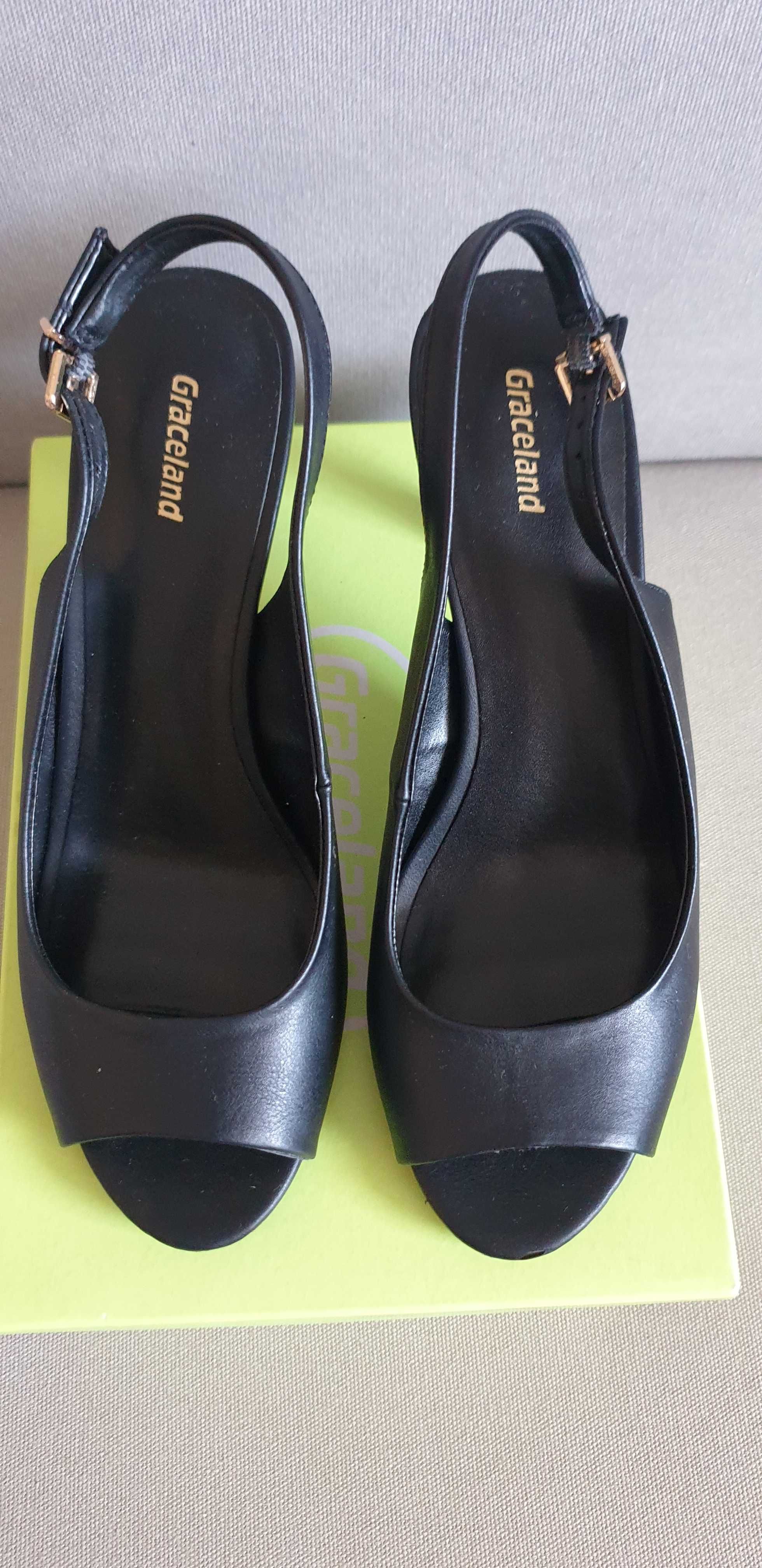 Odkryte czarne buty Graceland r. 39