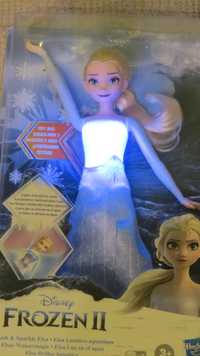 Nowa Elsa Frozen II Kraina Lodu 2 Magia Hasbro Disney lalka świecąca