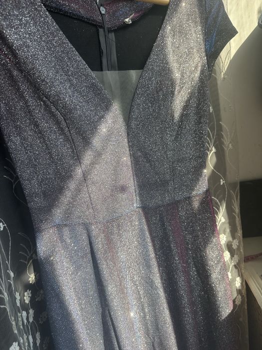 Продам очень красивое платье ,возможно доя фотосессии