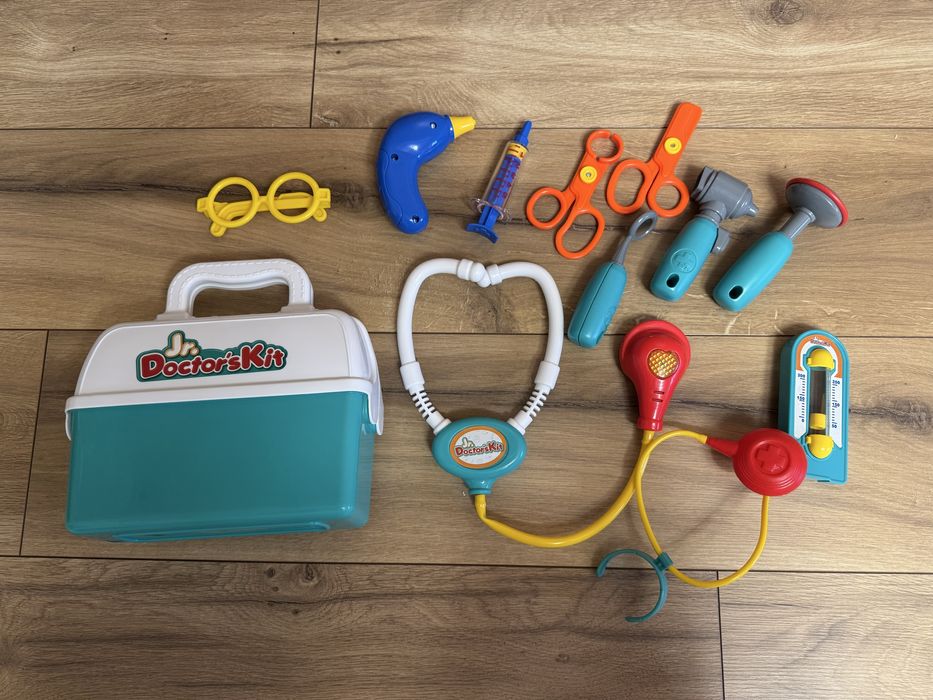 Дитячий набір лікаря Jr Doctors Kit