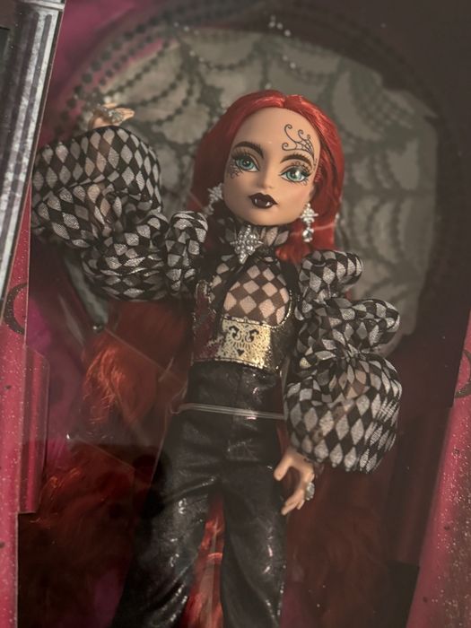 Monster High Witch  Harris Lenore Skullector