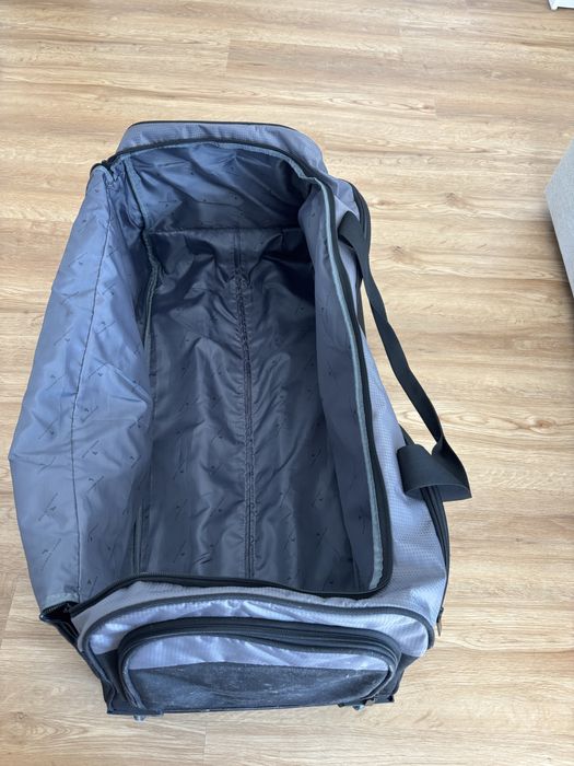 Mala 23kg - Sharper Image