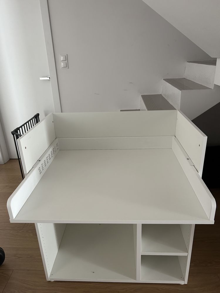Stół do przewijania Ikea SMÅSTAD/biurko
