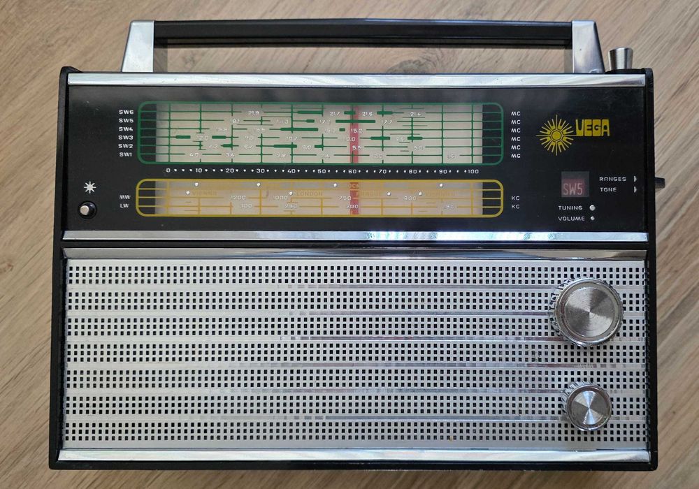 Радиоприемник Vega