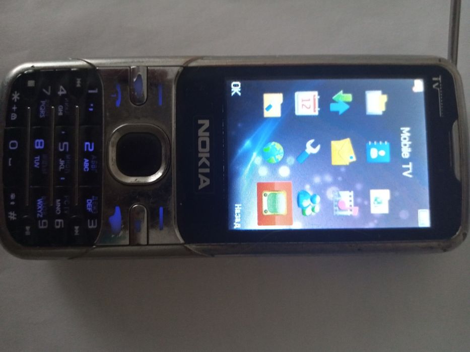 Телефон Nokia 2 сим-карты + карта памяти ,2 динамика , ТВ