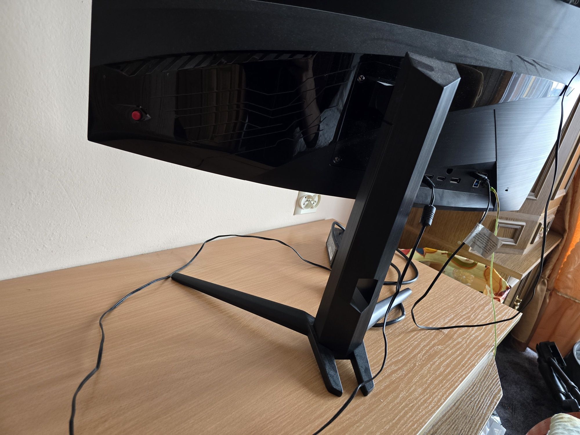 Monitor MSI optixMAG 322 32cale