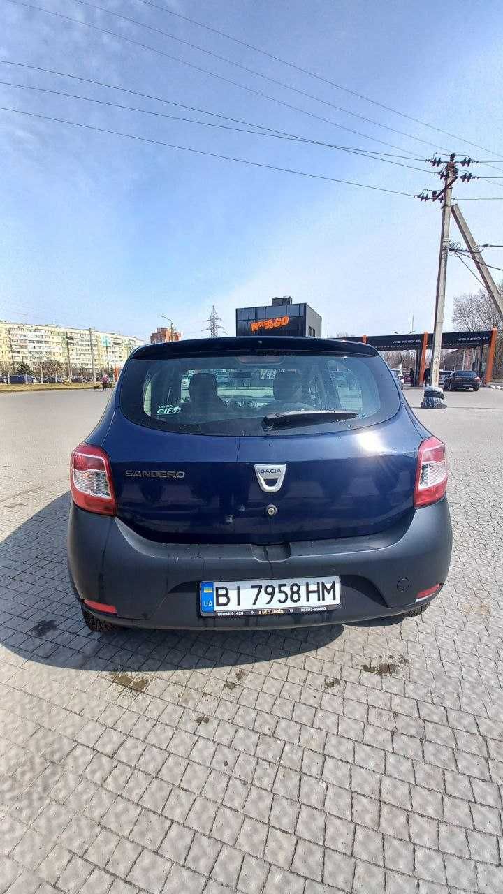 Продам власне авто Dacia Sandero 2  1.2  2013 рік