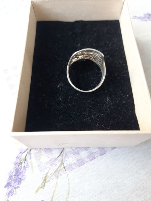 Продам срібне колечко