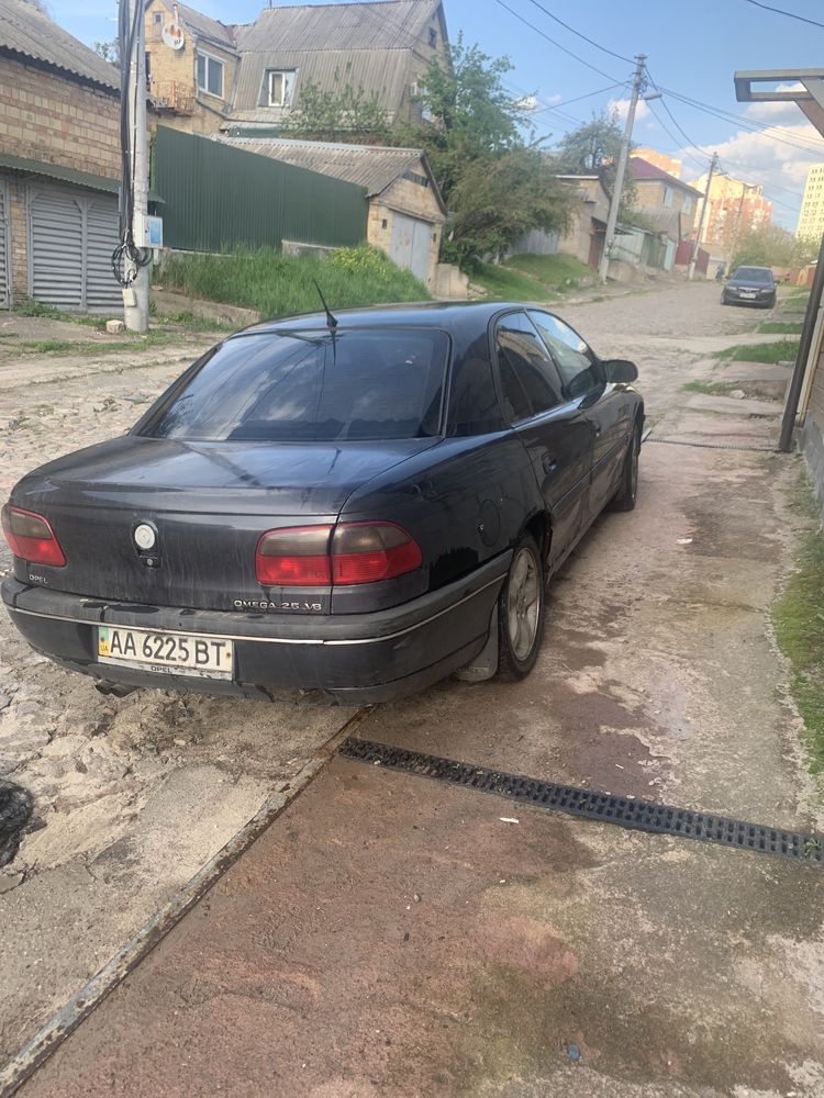 Opel omega b 2.5 v6