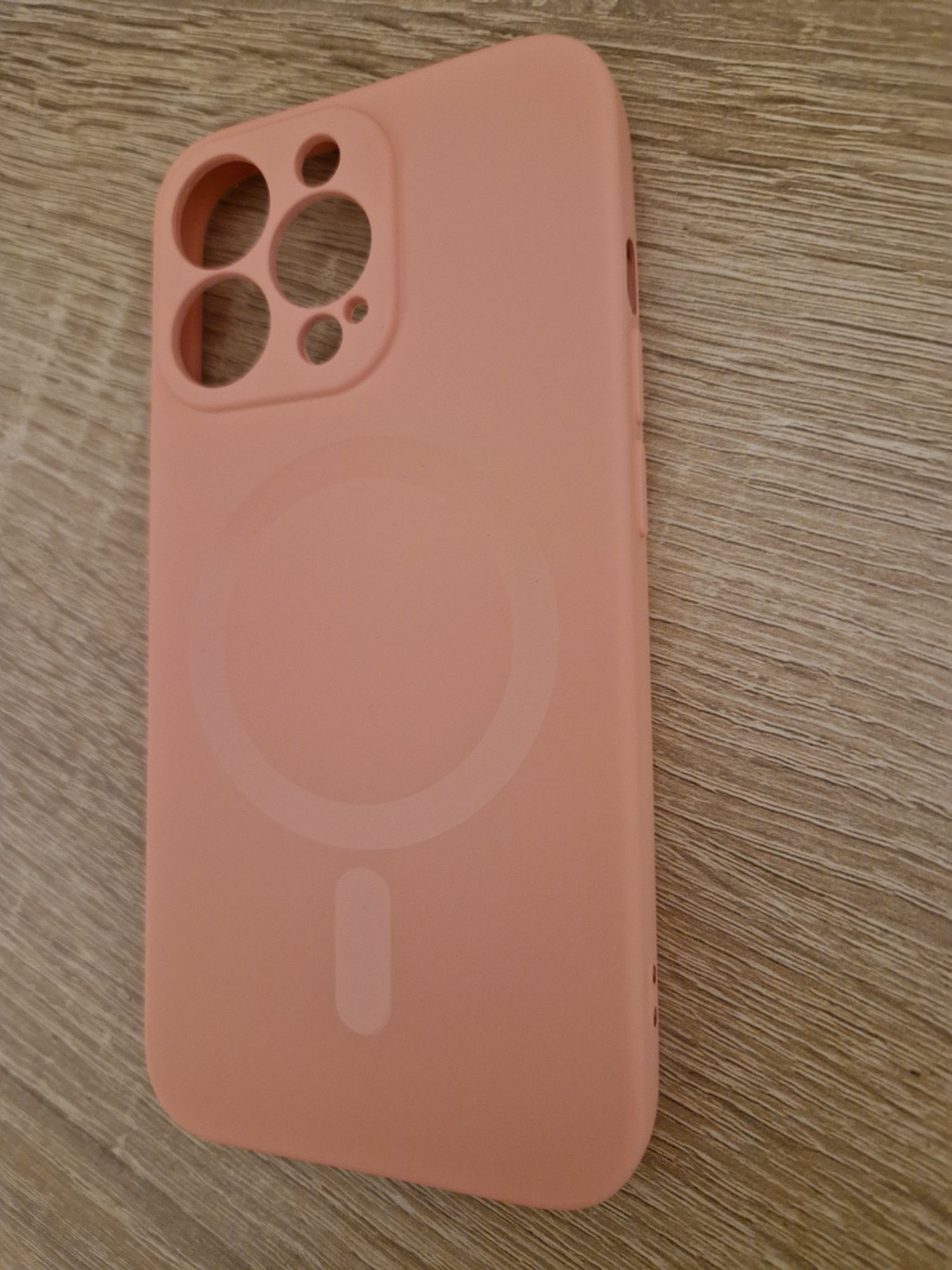 Etui TEL PROTECT MagSilicone Case do Iphone 13 Pro Jasnoróżowy