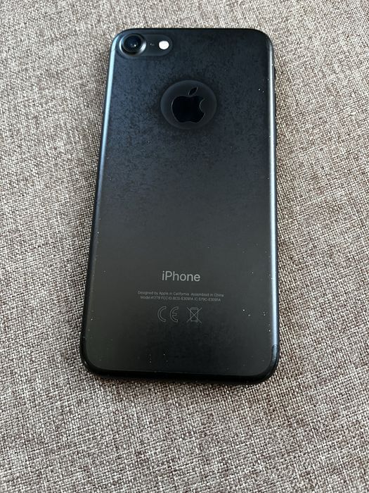 Iphone 7 32gb в гарному стані