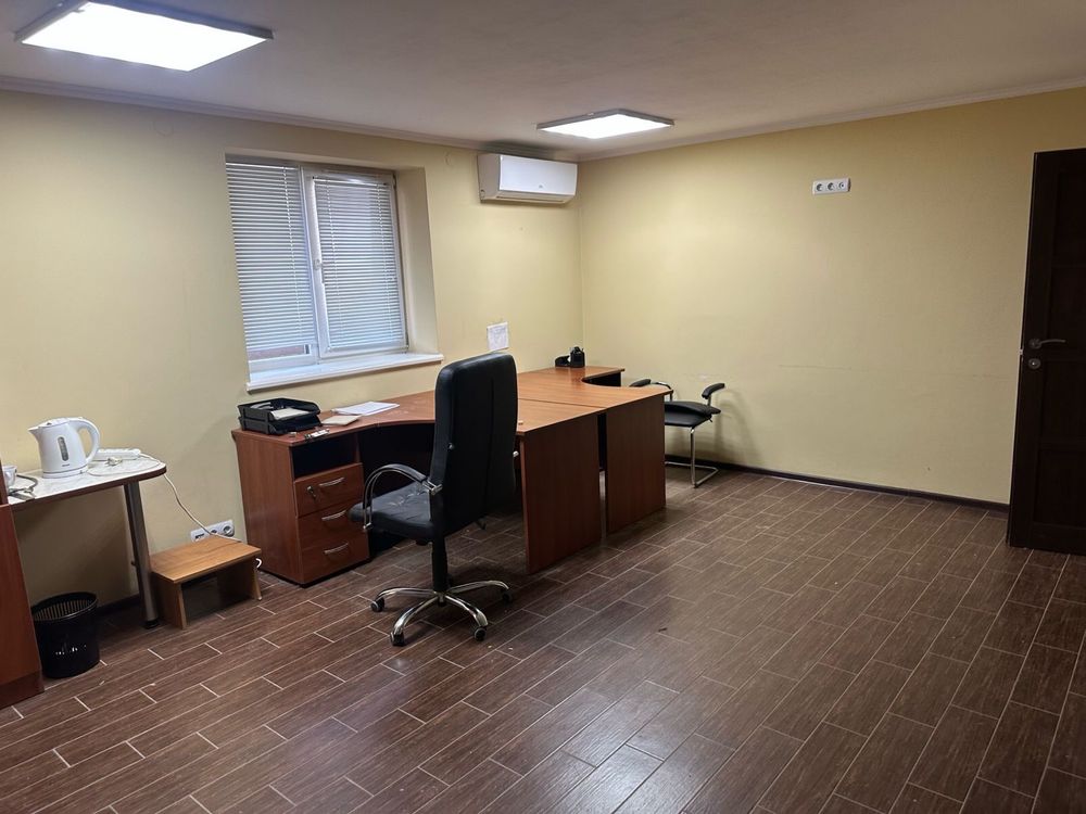 Продаж приміщення 50 кв з ремнтом