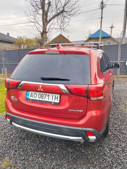 Mitsubishi Outlander