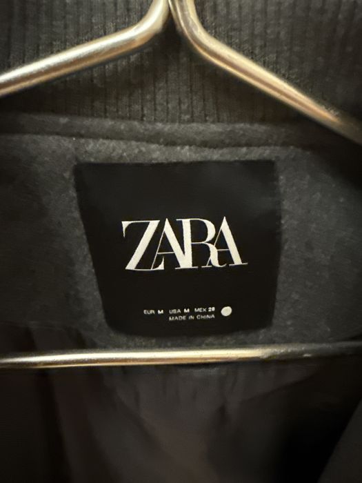 Продам сірий бомбер Zara