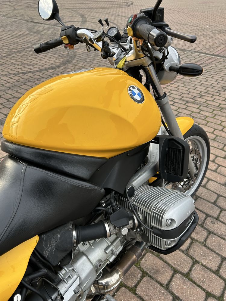 Bmw R1100R z kuframi